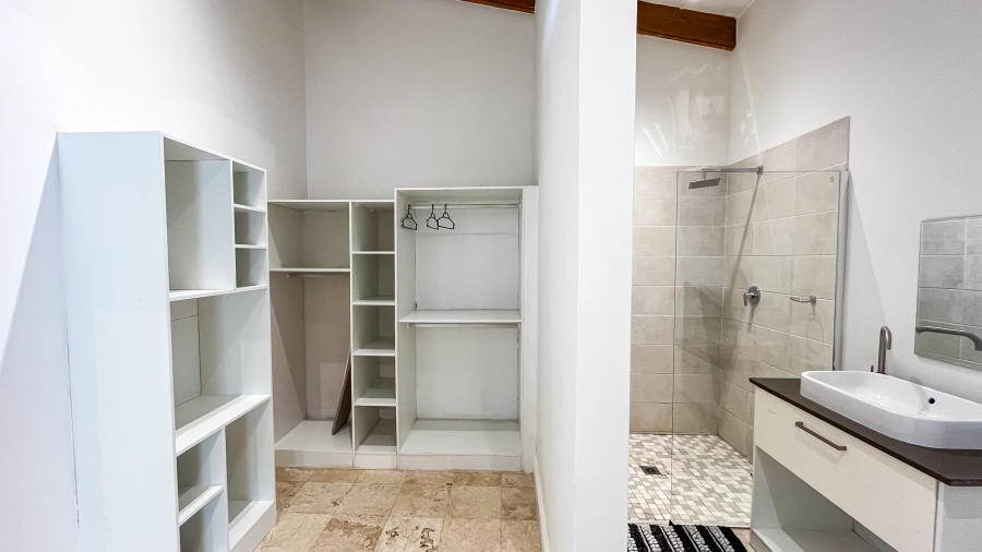 To Let 10 Bedroom Property for Rent in Constantia Western Cape